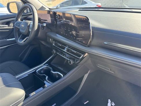 New 2026 Chevrolet Traverse LT w/ Driver Confidence Package image 6