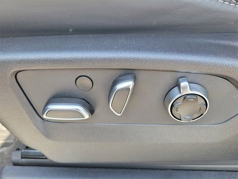 New 2025 GMC Sierra 3500 Denali Ultimate image 24