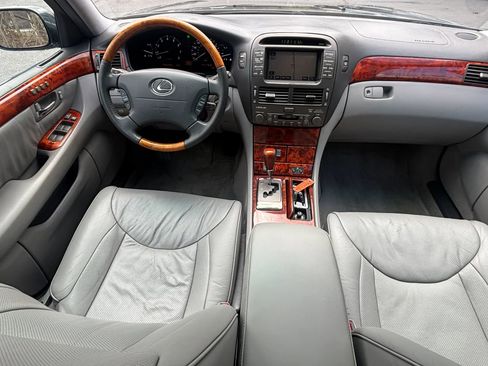 Used 2004 Lexus LS 430 image 26