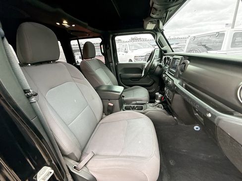 Used 2022 Jeep Wrangler Unlimited Sport S image 31