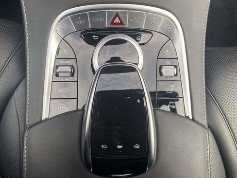 Used 2020 Mercedes-Benz S 560 4MATIC Sedan image 32