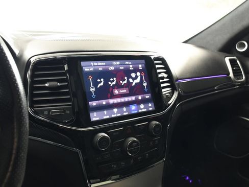 Used 2020 Jeep Grand Cherokee SRT AWD/4WD image 31