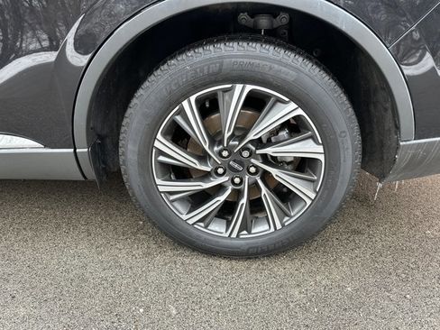 Used 2025 Lincoln Aviator Premiere image 13