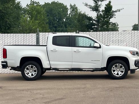 Used 2022 Chevrolet Colorado LT w/ LT Convenience Package RWD image 3