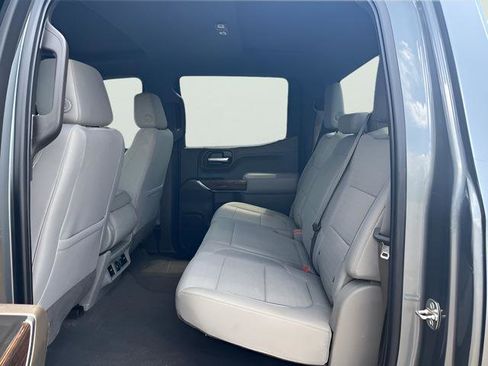 Used 2019 GMC Sierra 1500 SLE w/ SLE Value Package AWD/4WD image 28