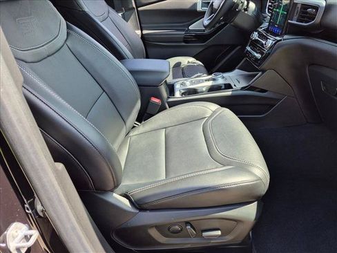 Used 2023 Ford Explorer ST w/ Equipment Group 401A AWD/4WD image 22
