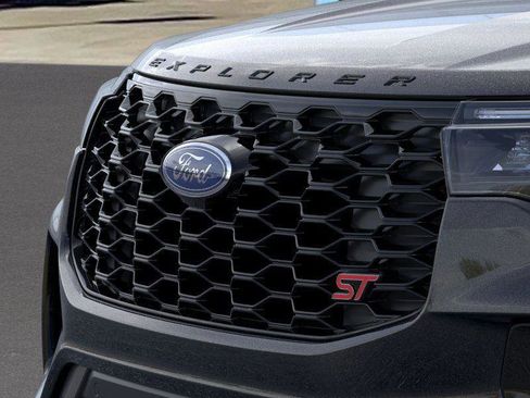 New 2026 Ford Explorer ST w/ Sun And Sound Package image 17