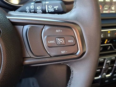 Used 2023 Jeep Wrangler Unlimited Sport AWD/4WD image 22