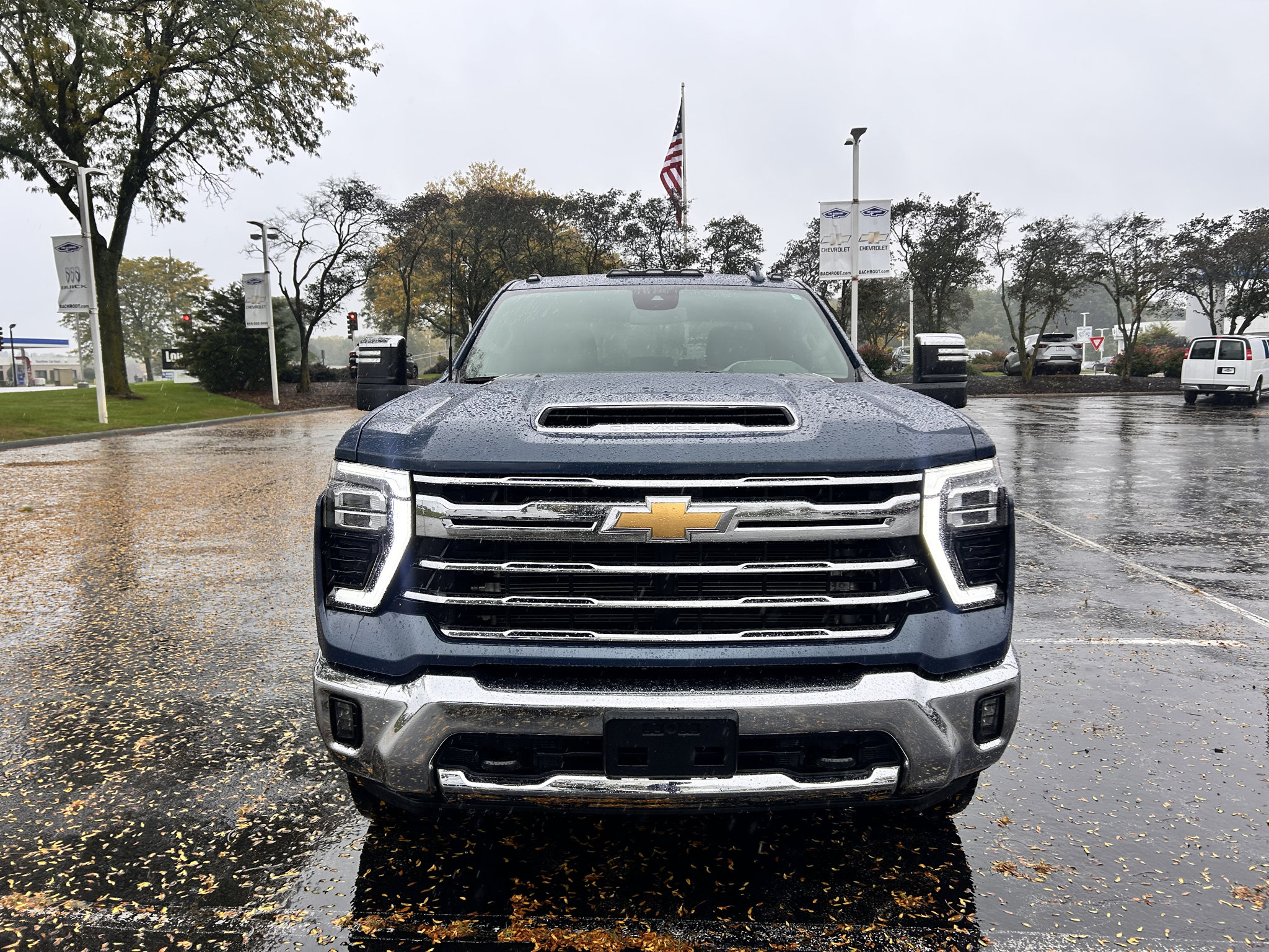 Used 2026 Chevrolet Silverado 3500 LTZ AWD/4WD image 2