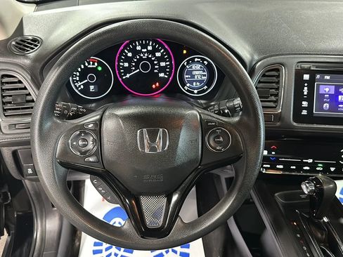 Used 2018 Honda HR-V EX image 20