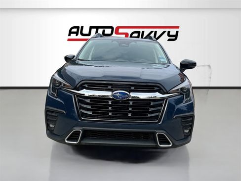 Used 2024 Subaru Ascent Touring image 2