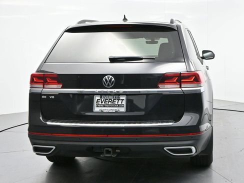 Used 2021 Volkswagen Atlas SE w/ Panoramic Sunroof Package FWD image 6