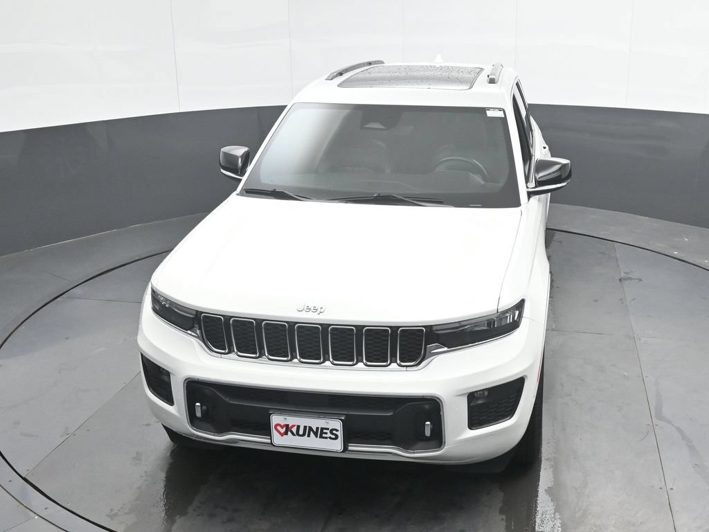 Used 2022 Jeep Grand Cherokee Overland AWD/4WD image 35