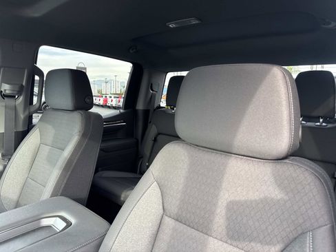 New 2026 GMC Sierra 1500 Elevation image 23