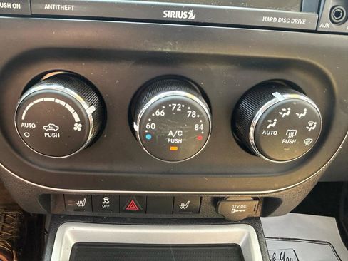 Used 2016 Jeep Compass High Altitude AWD/4WD image 24