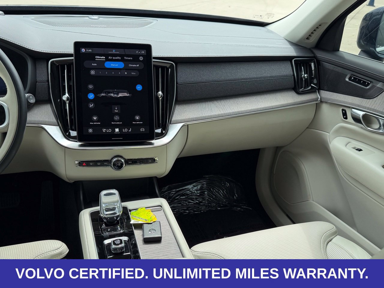 Certified 2026 Volvo XC90 B6 Ultra AWD/4WD image 13