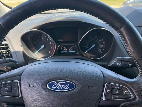 Used 2019 Ford Escape SE AWD/4WD image 5