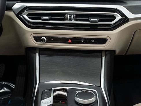 Used 2023 BMW 330e xDrive w/ Premium Package image 19