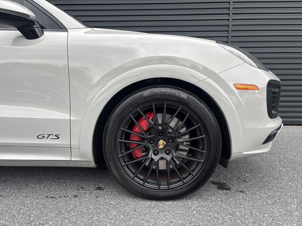 Used 2021 Porsche Cayenne GTS AWD/4WD image 7