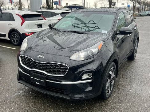 Certified 2022 Kia Sportage EX w/ EX Technology Package image 3