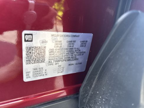 Used 2025 Chevrolet TrailBlazer LT FWD image 32
