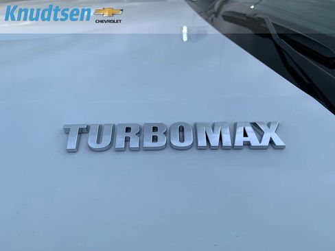 Used 2025 Chevrolet Silverado 1500 Custom image 9