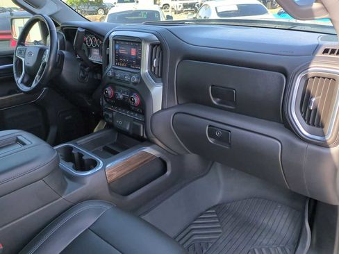 Used 2020 Chevrolet Silverado 1500 LT Trail Boss image 28