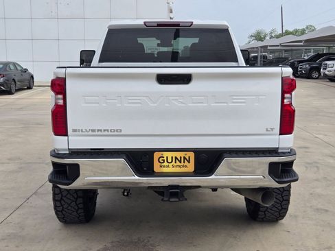Used 2024 Chevrolet Silverado 2500 LT AWD/4WD image 6