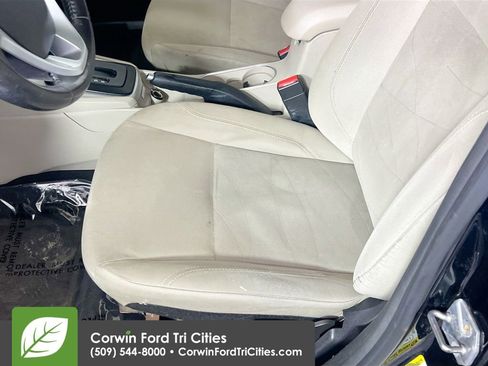 Used 2016 Ford Fiesta SE w/ Cold Weather Package FWD image 22
