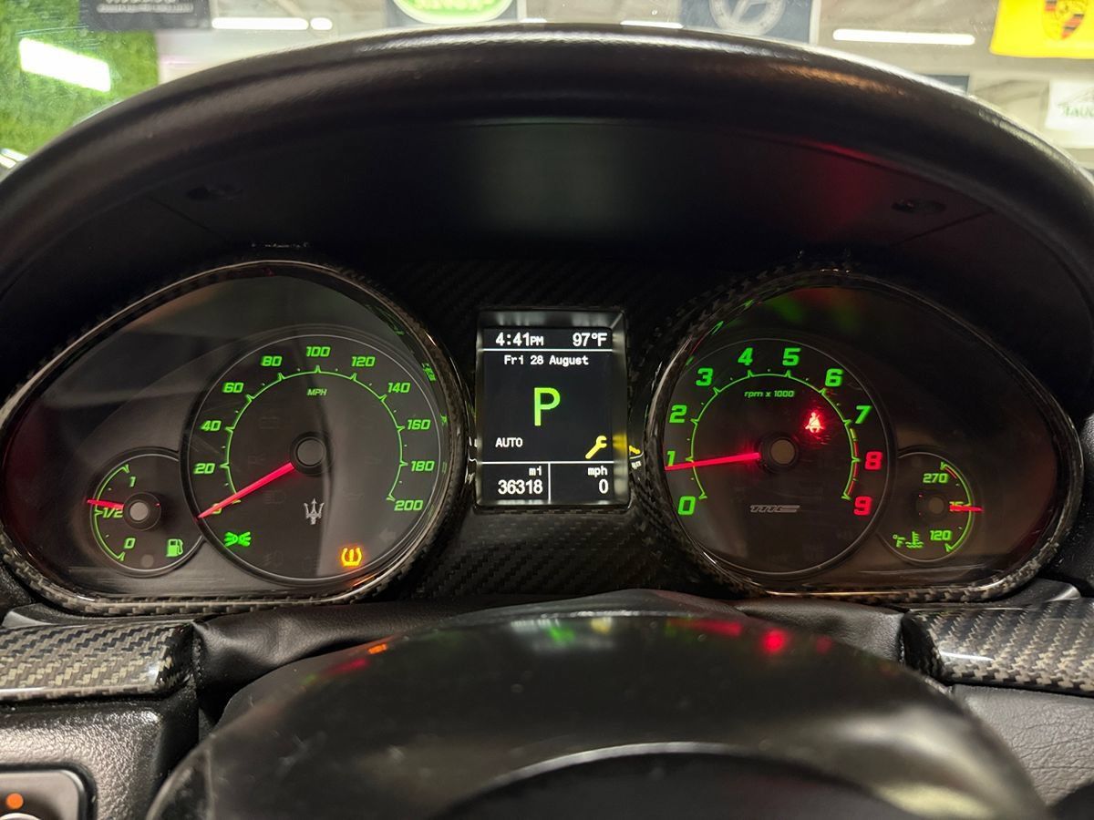 Used 2018 Maserati GranTurismo MC RWD image 12