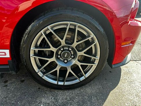 Used 2011 Ford Mustang Shelby GT500 w/ SVT Performance Pkg image 23