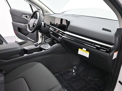 New 2026 Kia Sportage S image 21