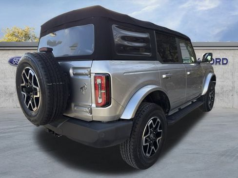 Certified 2021 Ford Bronco Outer Banks image 6