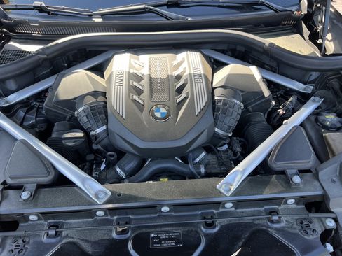 Used 2021 BMW X5 M50i w/ Executive Package AWD/4WD image 34