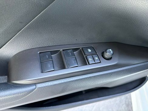 Used 2023 Toyota Camry SE FWD image 7