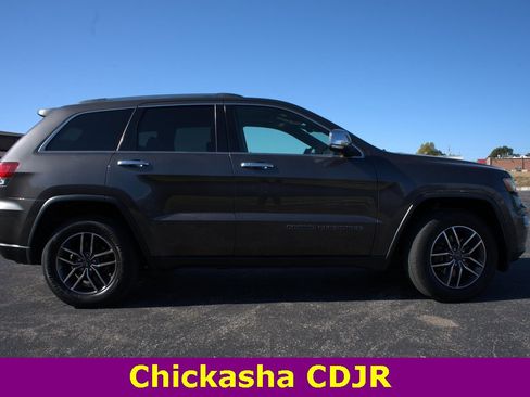 Used 2020 Jeep Grand Cherokee Limited w/ Trailer Tow Group IV image 9