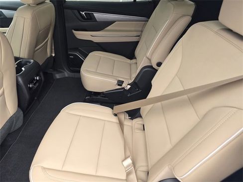 New 2026 Buick Enclave Preferred image 10