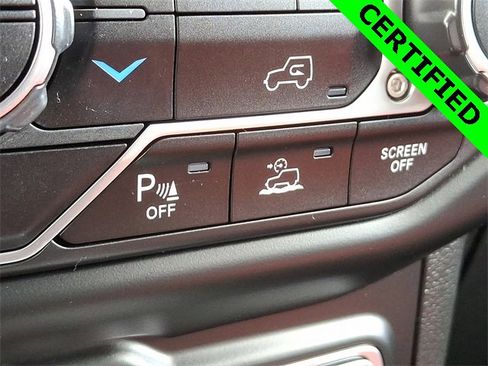 Used 2021 Jeep Wrangler Unlimited Sport image 23