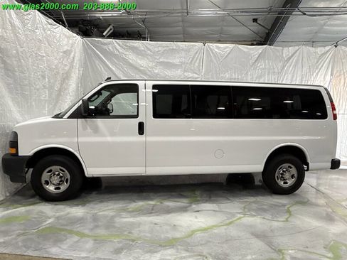 Used 2022 Chevrolet Express 3500 LS image 13