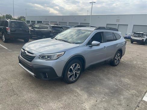 Used 2020 Subaru Outback Limited XT w/ Popular Package #2 image 1