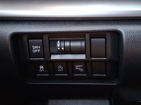 Used 2023 Subaru Crosstrek 2.5i Limited w/ Moonroof Package image 24