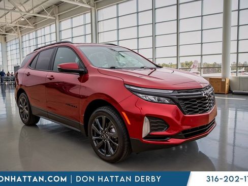 Used 2023 Chevrolet Equinox RS w/ RS Leather Package image 33