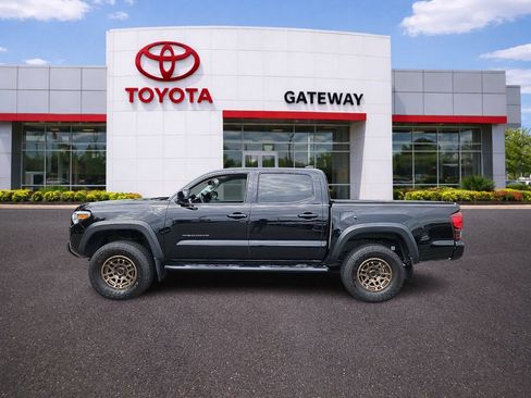 Used 2023 Toyota Tacoma 4x4 Double Cab w/ Trail Edition image 7