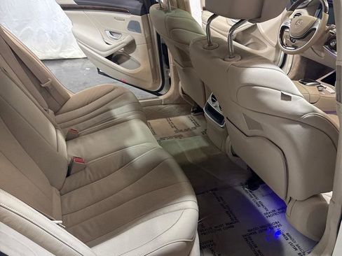 Used 2015 Mercedes-Benz S 550 Sedan image 24