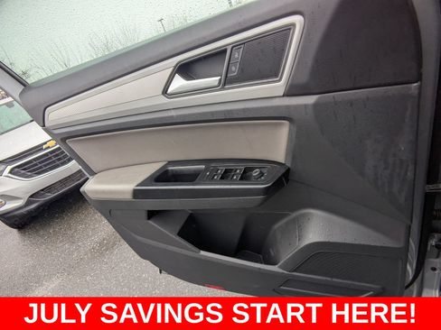 Used 2021 Volkswagen Atlas Cross Sport S FWD image 31