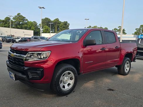 Used 2021 Chevrolet Colorado W/T RWD image 1