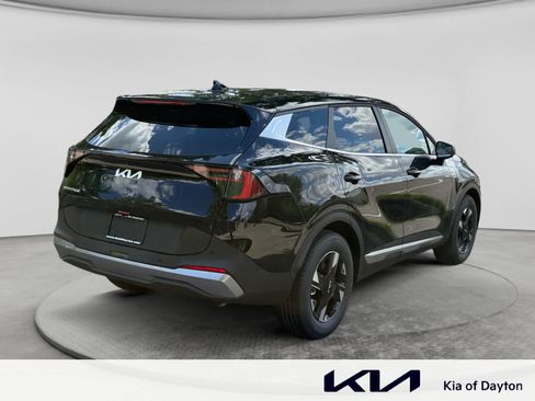 New 2026 Kia Sportage LX FWD image 5