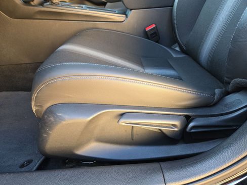 Used 2025 Honda Civic Sport image 17