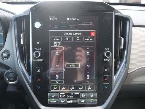 Used 2025 Subaru Forester Limited image 28