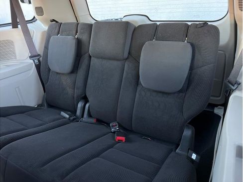 Used 2017 Dodge Grand Caravan SE w/ Power Window Group image 13